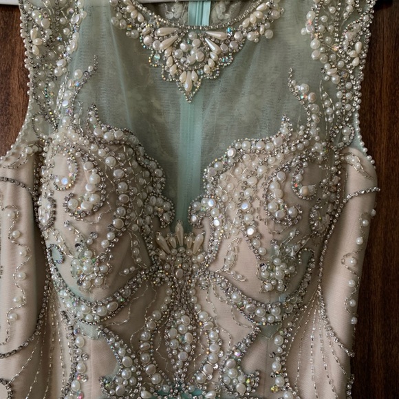 PROM DRESS - Picture 2 of 6